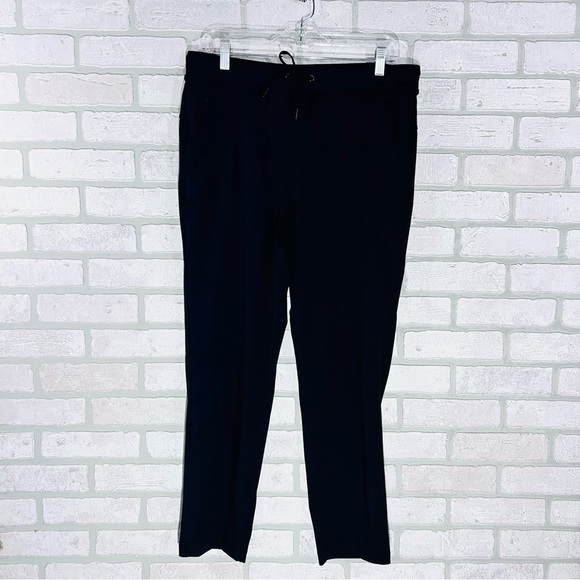 lululemon athletica Pants - Lululemon Dance Studio Black High Rise Pants Size 4